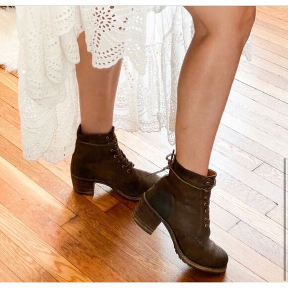 Frye Vintage Sabrina Brown Lace Up Ankle Boot Size 7 - Picture 4 of 13
